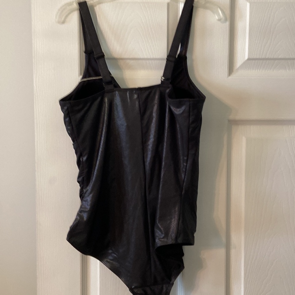 Serra Shimmering Black Ladies Swimsuit size L brand new - Picture 6 of 9